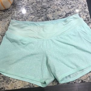 Lululemon Groovy Run Short Petit Dot